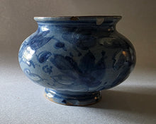 Load image into Gallery viewer, Pair Of Early 18th.Century Italian Maiolica Berretino Ground Albarelli