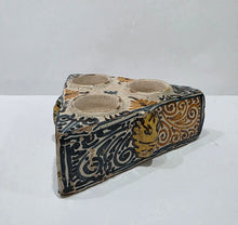 Load image into Gallery viewer, 18th.Century Spanish Talevera Pottery Lion Mask Especiero