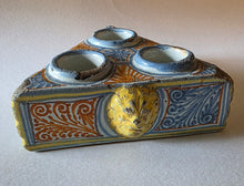 Load image into Gallery viewer, 18th.Century Spanish Talevera Pottery Lion Mask Especiero
